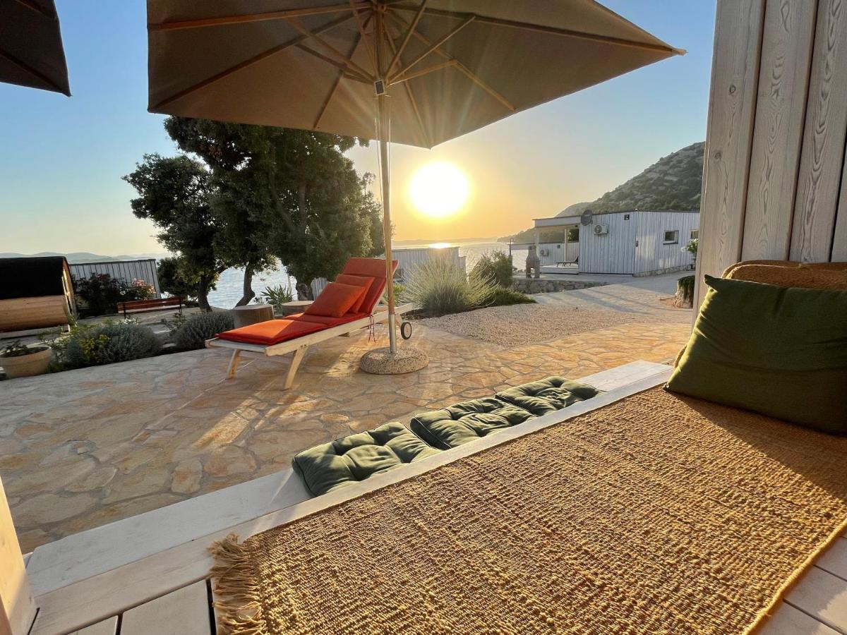 Buqez Eco Resort - Beachfront 20 & House 42 Drage Exteriör bild